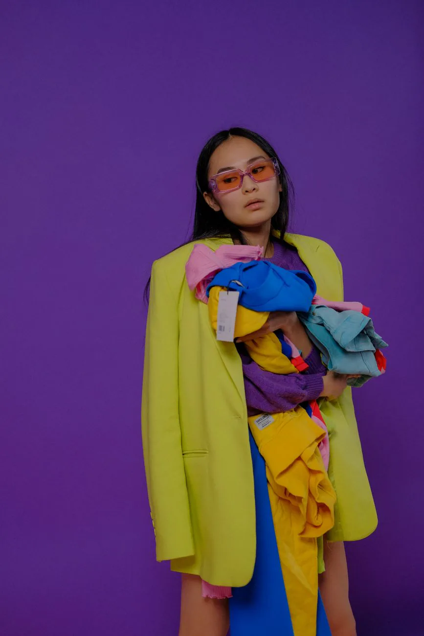Mia Vance fashion portrait in vibrant outfit